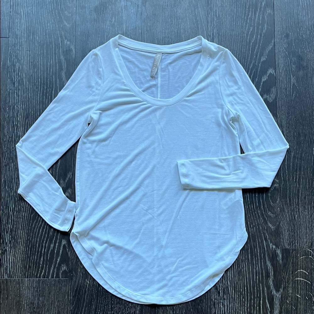 Athleta NEW! Women’s White Long Sleeve Top